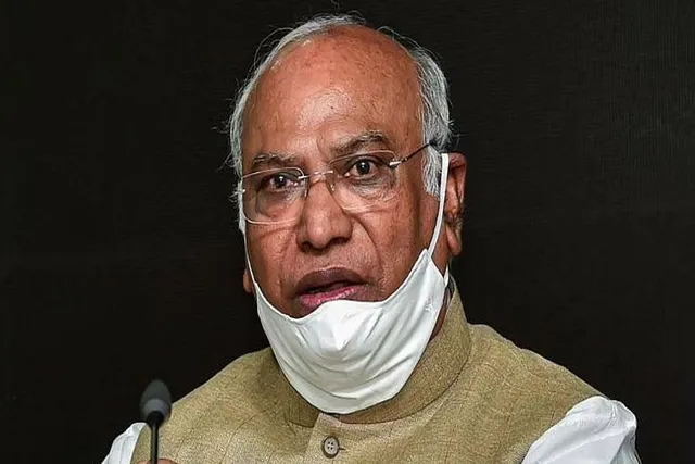 রাহুলকে হেনস্থা করতেই তলব ইডির, দাবি মল্লিকার্জুন খার্গের