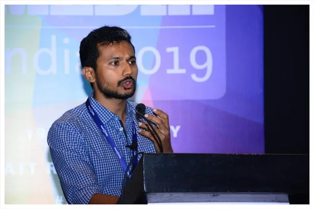 ক্যাব রাইডের উচ্চমূল্য নিয়ে টুইট রোহিন ধর্মকুমারের