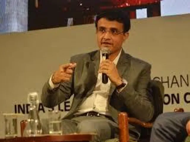 কার জায়গায় এলেন সৌরভ?