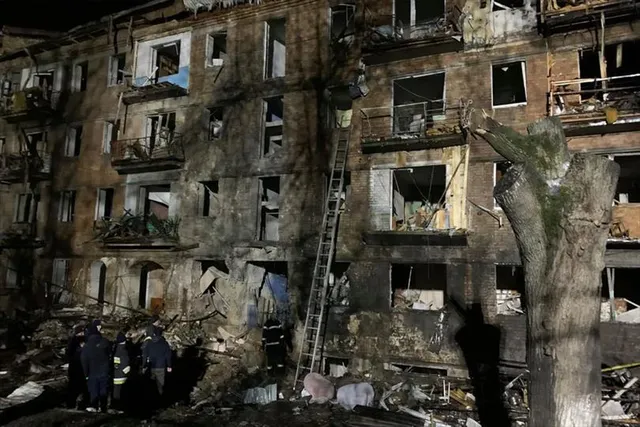 রাশিয়ার হামলায় বাড়ছে ইউক্রেনে  মৃত্যু