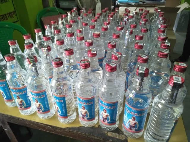 করোনা আবহেও সক্রিয় অবৈধ মদ কারবারীরা