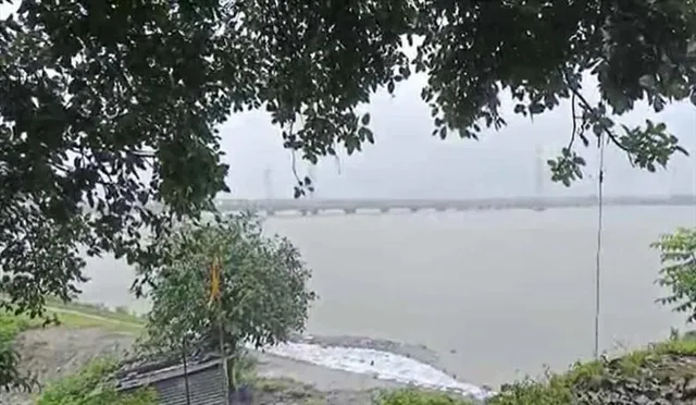 তিস্তায় এখনও জারি লাল সতর্কতা