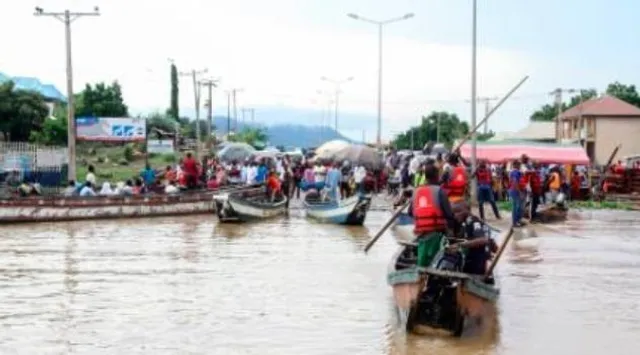 নাইজেরিয়ায় বন্যায় শত শত মানুষ নিহত, বাস্তুচ্যুত ১৪ লাখেরও বেশি