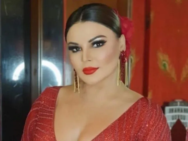 নয়া অ্যাওয়ার্ড রাখির ঝুলিতে, দেখুন ইনস্টা পোস্ট