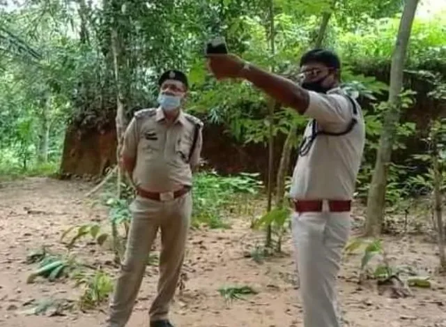 ৫৮ বছর বয়সী বৃদ্ধকে খুনের অভিযোগ,আটক ছেলে