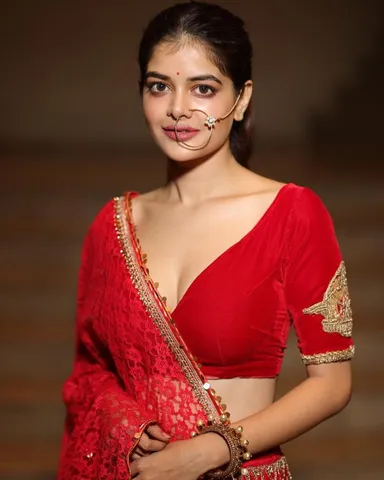 এই বছর চম্পাহাটিতে পাড়ার পুজো নিয়ে ব্যস্ত থাকবেন মধুমিতা