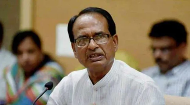গোমূত্র এবং গোবর নিয়ে নয়া তত্ত্ব মধ্যপ্রদেশের মুখ্যমন্ত্রীর