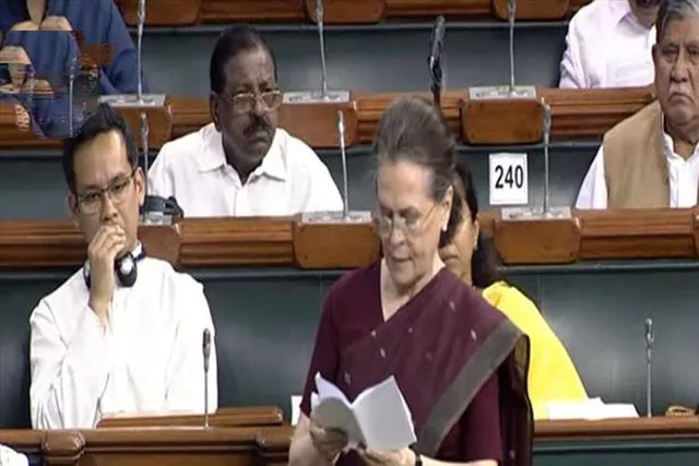 মহামারিতে শিশুরা সবথেকে বেশি ক্ষতিগ্রস্ত হয়েছেঃ সোনিয়া গান্ধী