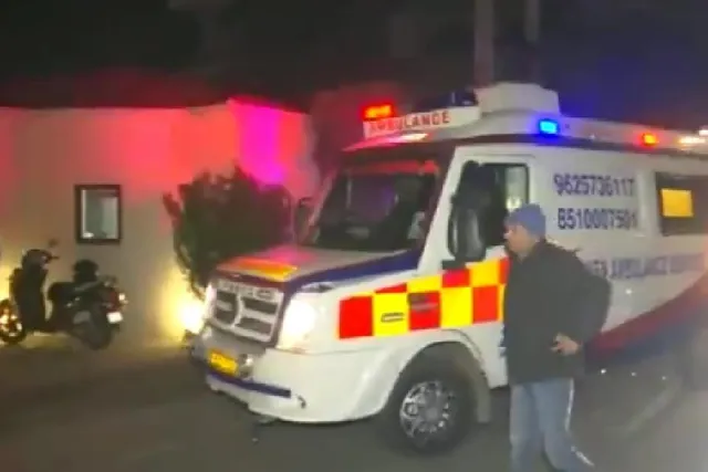 দিল্লির ছাতারপুরের বাসভবনে আনা হল শরদ যাদবের মৃতদেহ, দেখুন ভিডিও