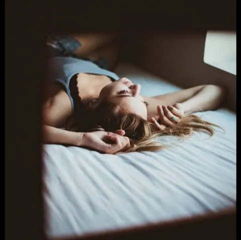 বিয়ের আগে কেন সেক্সের জন্য 'পাগল' হন মেয়েরা? জানুন