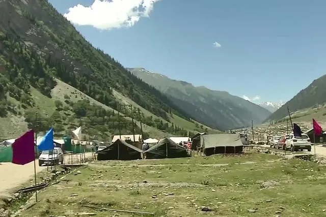 অমরনাথের তীর্থ যাত্রীদের জন্য লঙ্গরখানার প্রস্তুতি শুরু বেস ক্যাম্পে