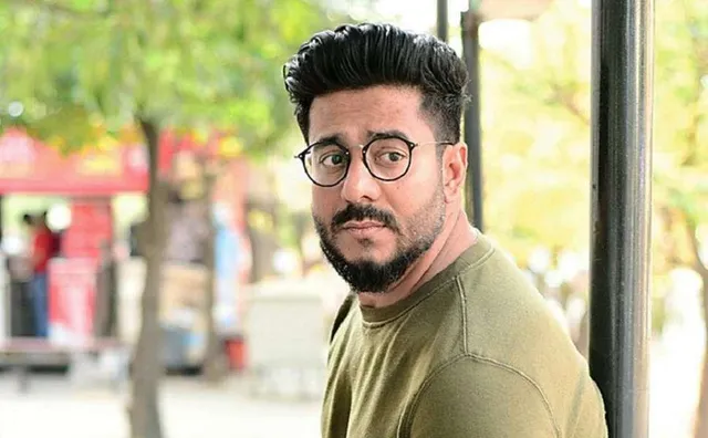 ইউভান এর আদুরে আলাপ দাদুর সাথে