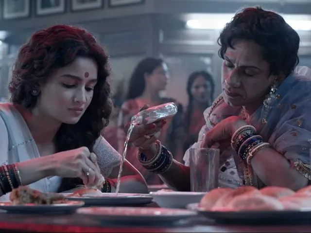 'গাঙ্গুবাই কাথিয়াওয়াড়ি' -তে বিজয় রাজ এর অভিনয় সাড়া ফেলেছে