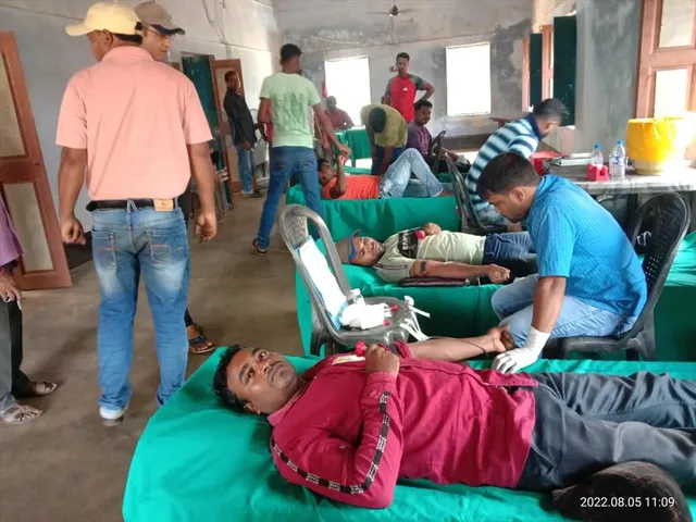 ফতেসিংপুর CPIM দলীয় কার্যালয় প্রাঙ্গনে CITU-র উদ্যোগে রক্তদান শিবির