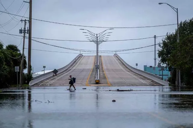 নিকোল: বিদ্যুৎ বিচ্ছিন্ন ফ্লোরিডা