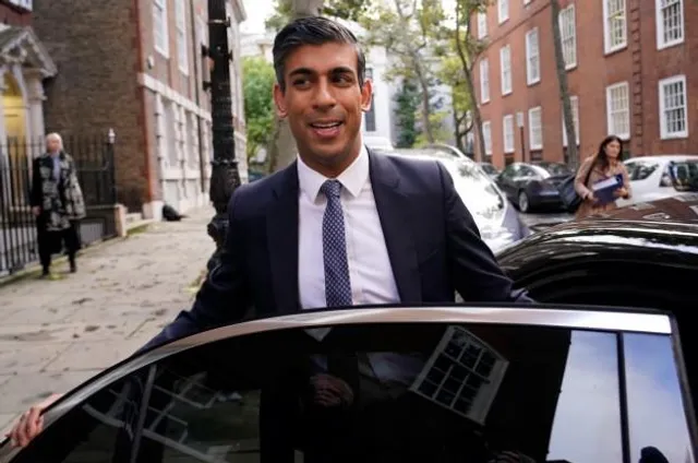 কবে আনুষ্ঠানিকভাবে প্রধানমন্ত্রী হবেন ঋষি সুনাক?