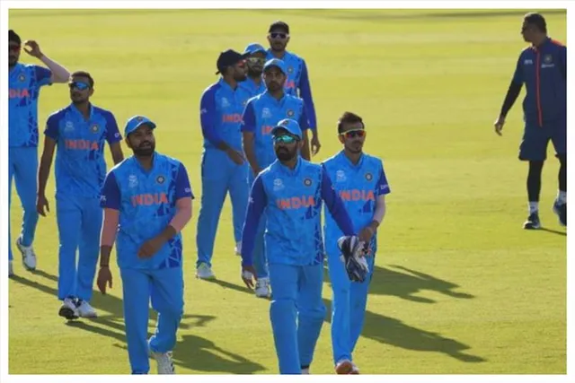 ৬ রানের বিনিময়ে ৩ উইকেট নিলেন আর্শদীপ