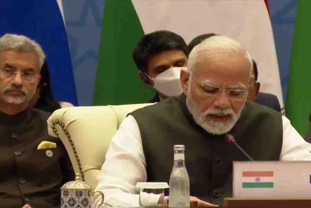 জনগণকেন্দ্রিক উন্নয়ন মডেলের ওপর জোর, বার্তা নরেন্দ্র মোদীর