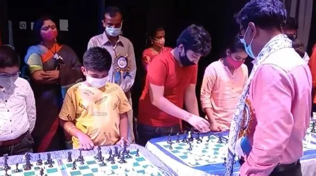 পশ্চিম বর্ধমান দাবা সংস্থার উদ্যোগে সম্বর্ধনা অনুষ্ঠান