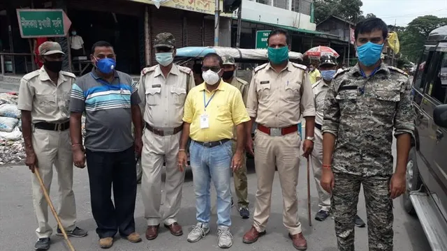 কোভিড বিধি না মানায় ধরপাকড় আলিপুরদুয়ারে