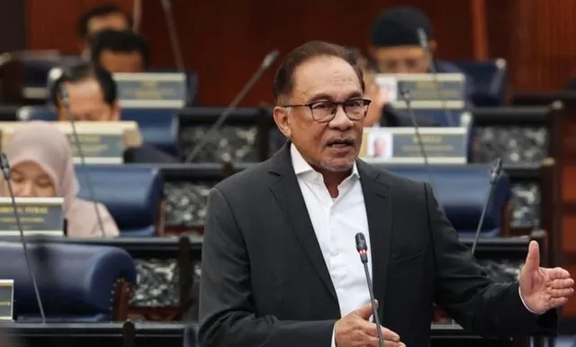 ইন্দোনেশিয়া সফরে যাচ্ছেন আনোয়ার ইব্রাহিম