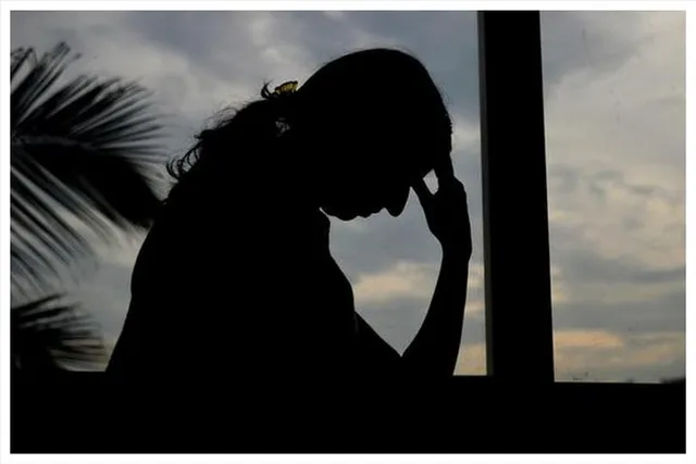 হেনস্থার কারণে আত্মহত্যা এক বিবাহিত মহিলার