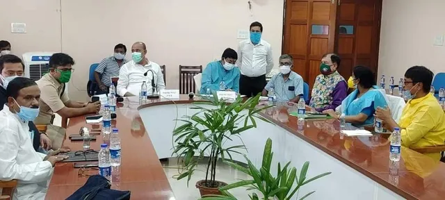 সেচ দপ্তরের গুরুত্বপূর্ণ মিটিং করলেন মন্ত্রী