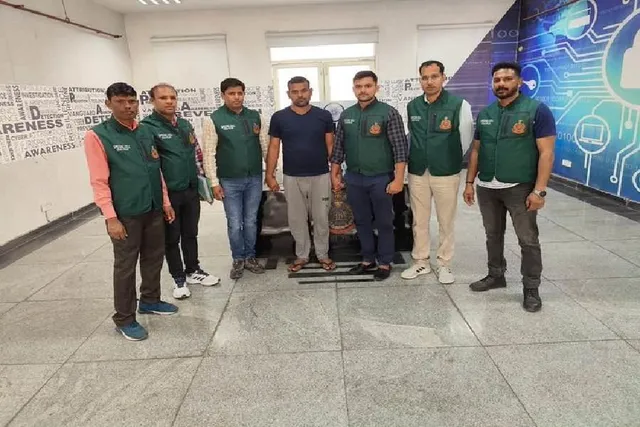 অর্থ তছরুপের অভিযোগে গ্রেফতার বরখাস্ত বিএসএফ কনস্টেবল