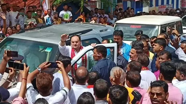 ত্রিপুরেশ্বরী মন্দিরে পুজো দিলেন জে পি নাড্ডা