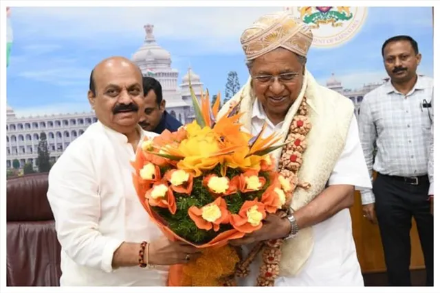 বাসভরাজ বোম্মাইয়ের সাথে সাক্ষাৎ করলেন পিনারাই বিজয়ন