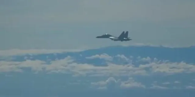 তাইওয়ানকে ঘিরে রয়েছে বিধ্বংসী যুদ্ধবিমান, ভিডিও প্রকাশ চিনের