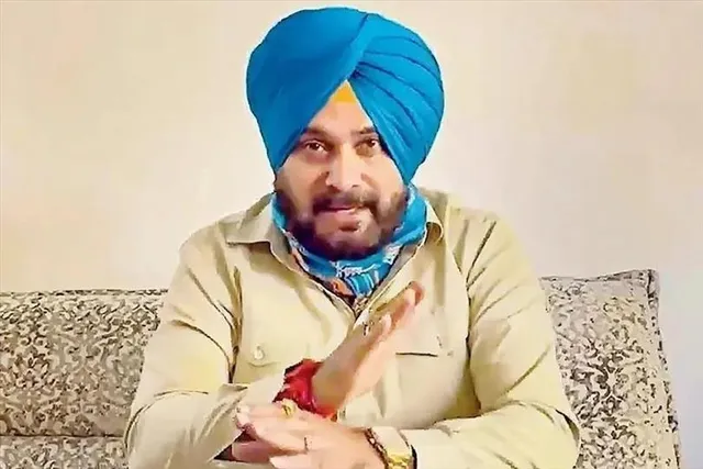 নতুন পাঞ্জাব কংগ্রেস প্রধানের ডাকা বৈঠকে গরহাজির 'প্রাক্তন' সিধু