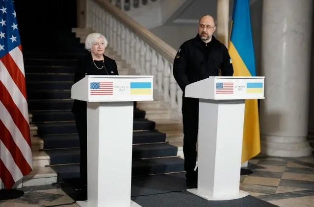 ইউক্রেন আশা করছে যুক্তরাষ্ট্র ১০ বিলিয়ন ডলারের বেশি বাজেট সহায়তা দেবে: প্রধানমন্ত্রী