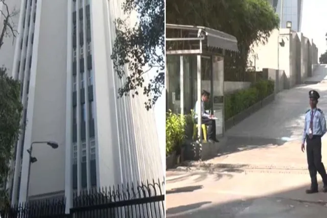 বুধেও BBC'র দিল্লি-মুম্বাইয়ের অফিসে আয়কর হানা অব্যাহত