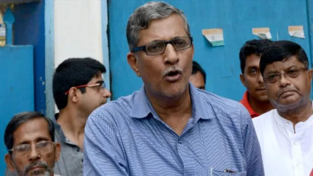 আক্রান্ত তন্ময় ভট্টাচার্য