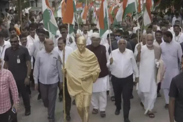 গুজরাটের মুখ্যমন্ত্রী ভূপেন্দ্র প্যাটেল তিরঙ্গা সমাবেশে অংশ নেন