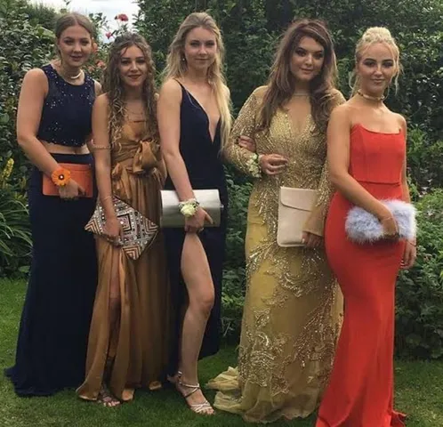 ছবিতে লুকিয়ে রহস্য