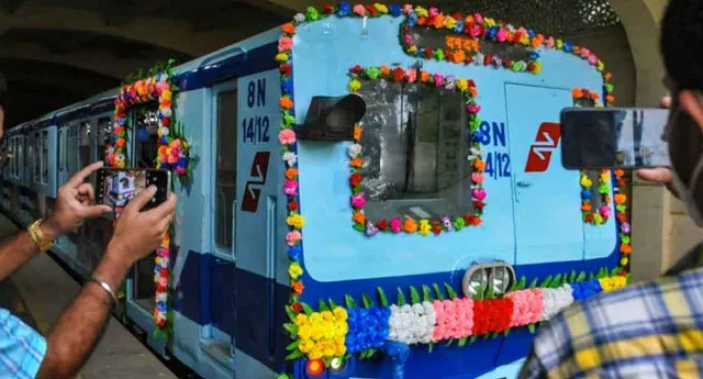 কলকাতা থেকে বিদায় নিল মেট্রোর নন-এসি রেক