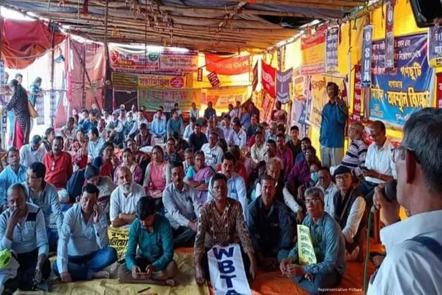 ডিএ আপডেট: ৫৪ দিন অবস্থান, ৪০ দিন অনশন, আজকের দিনটি অত্যন্ত গুরুত্বপূর্ণ