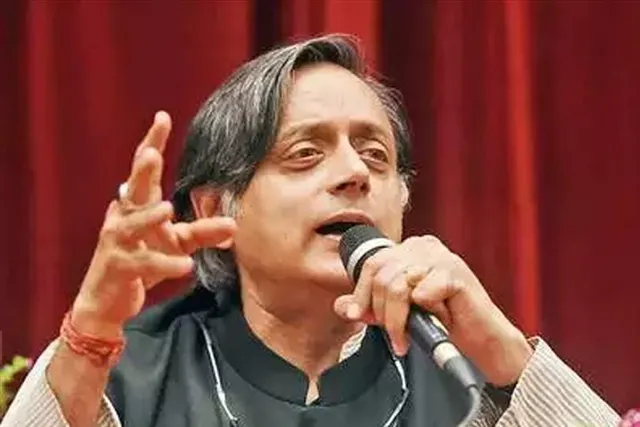 মিশনারিজ অফ চ্যারিটির ঘটনায় মমতার ট্যুইটকে রিট্যুইট করে বার্তা শশী থারুরের