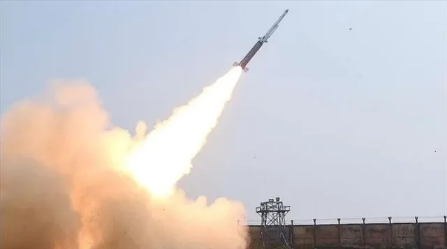 পাকিস্তানের দিকে উড়ে গেল ভারতের ক্ষেপণাস্ত্র, বিবৃতি জারি বিদেশমন্ত্রকের