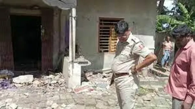 পাঁশকুড়া থানার সামনে  বিস্ফোরণ