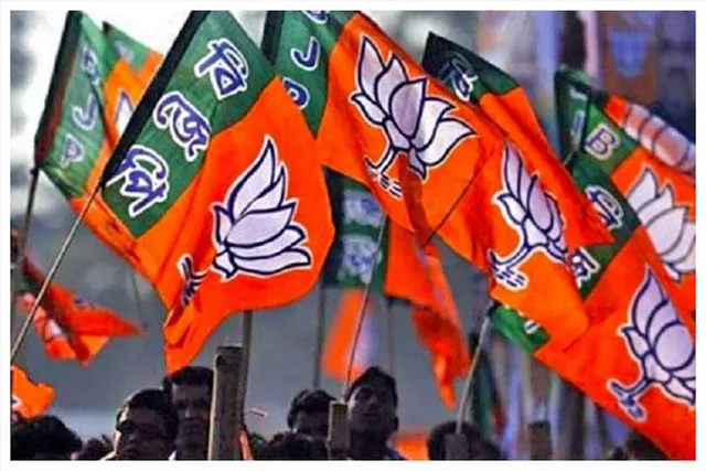 মানবিক বিজেপি বিধায়ক, দুর্ঘটনায় আহতদের নিজের গাড়িতে নিয়ে গেলেন হাসপাতালে