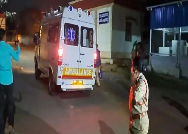 অন্ধ্রের আনাকাপল্লিতে ফার্মা কোম্পানির ল্যাবে অগ্নিকাণ্ডে মৃত ৪, আহত ১