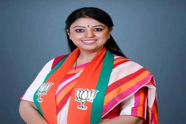 হাড্ডাহাড্ডি লড়াই, মমতার এবার কী মমতার বিরুদ্ধে জিততে পারবেন প্রিয়াঙ্কা?