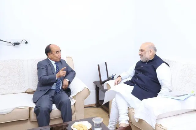 অমিত শাহের সঙ্গে সাক্ষাৎ করলেন মুখ্যমন্ত্রী