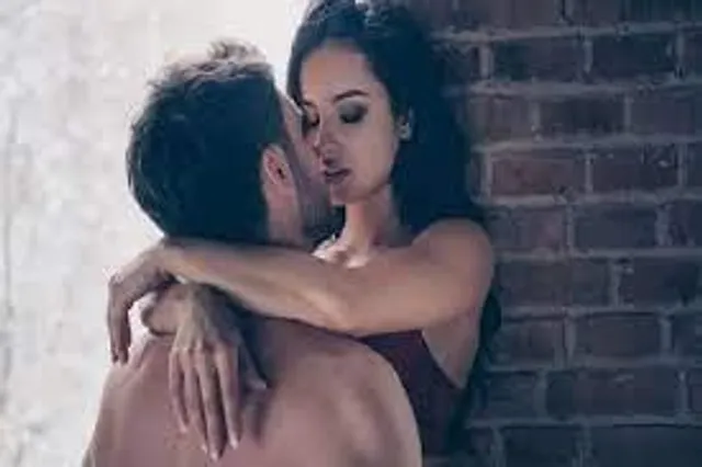 এই স্টাইলে  নারীকে চরম সুখ দেওয়া সম্ভব