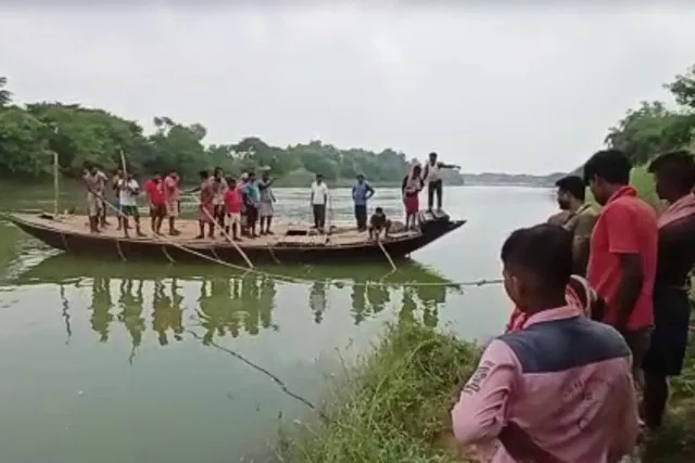 মহাষষ্ঠীর দিন নদীতে তলিয়ে গেল এক ব্যাক্তি