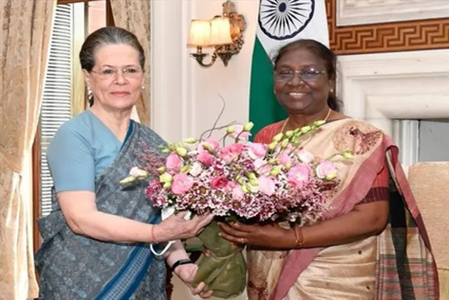 সোনিয়া-মুর্মু সাক্ষাৎ