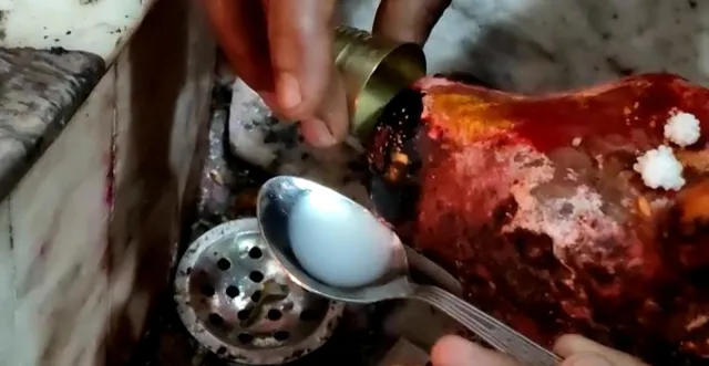 অবাক ঘটনার সাক্ষী কলিয়ারি হাটতলা